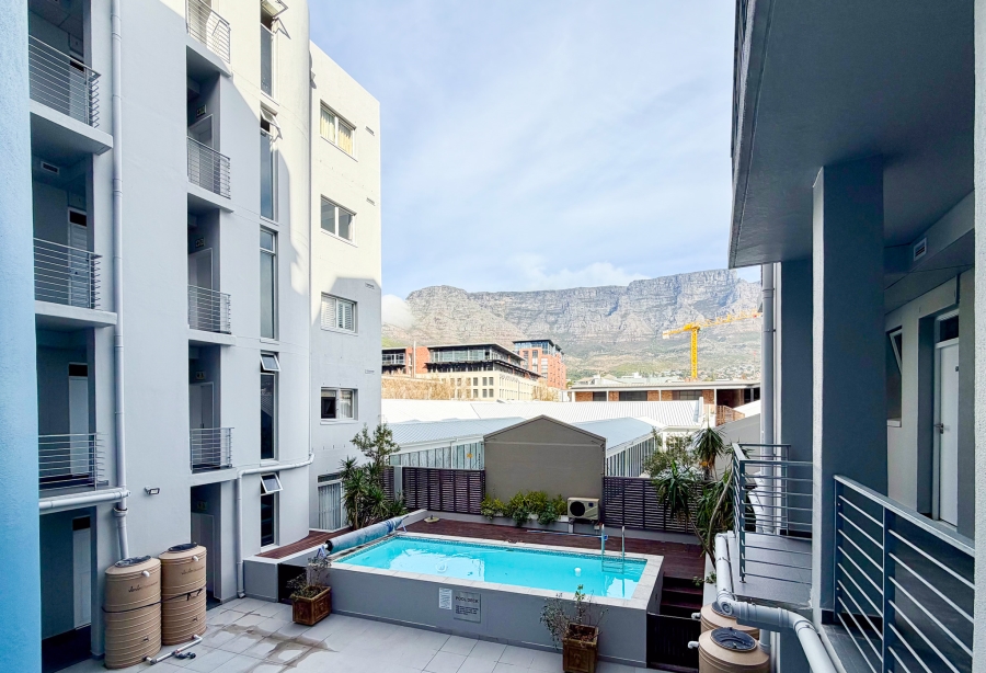 1 Bedroom Property for Sale in Gardens Western Cape